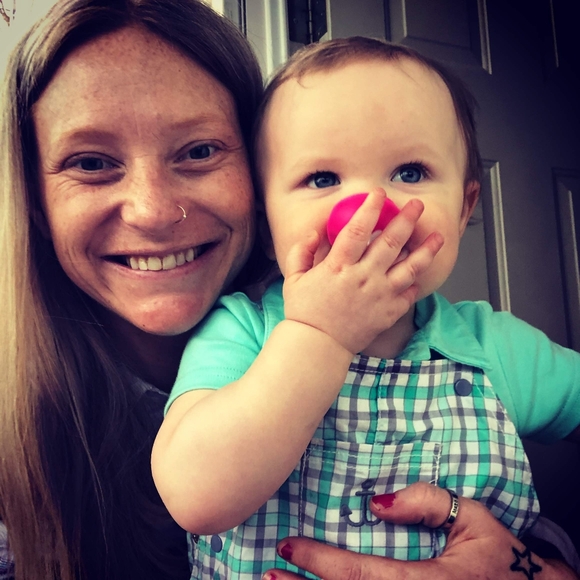 Meet your Posher, Kate 💕🎶✨🍄‍🟫⚡🌎🎨☀️ - Picture 2 of 10